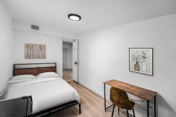 Coliving in Lealman - Clearwater-St. Petersburg, Tampa