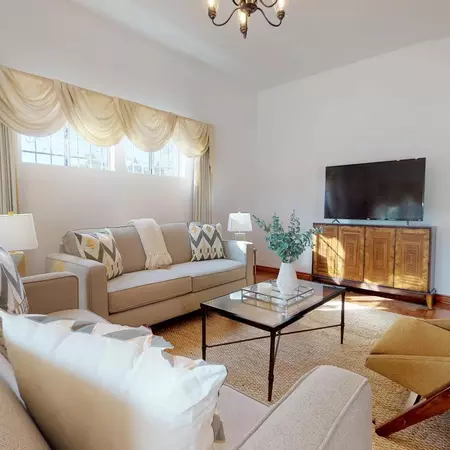 Coliving in Los Feliz - Central Los Angeles, Los Angeles