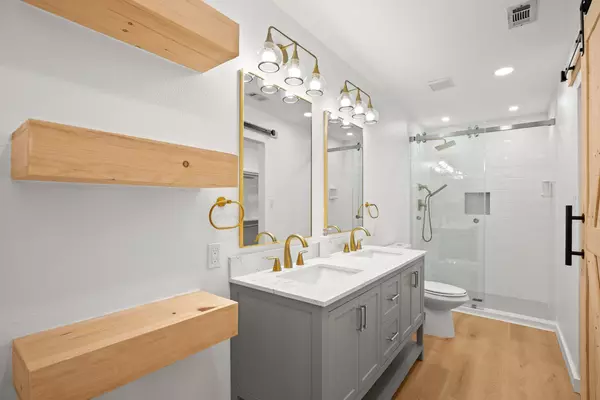 Coliving in Southeast Austin - South Austin, Austin