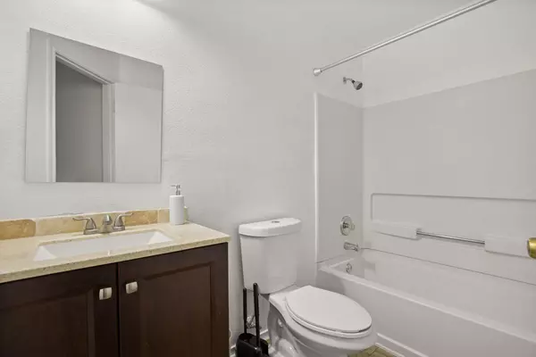 Coliving in Southeast Austin - South Austin, Austin