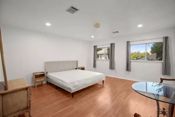 Coliving in Southeast Austin - South Austin, Austin