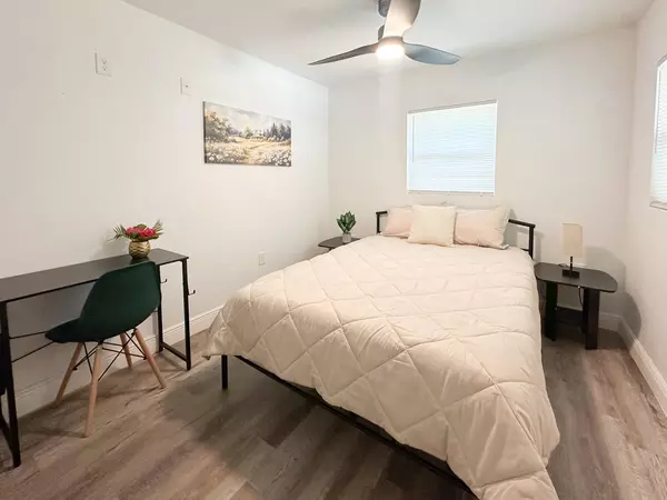 Coliving in Grant Park Tampa - East Tampa, Tampa