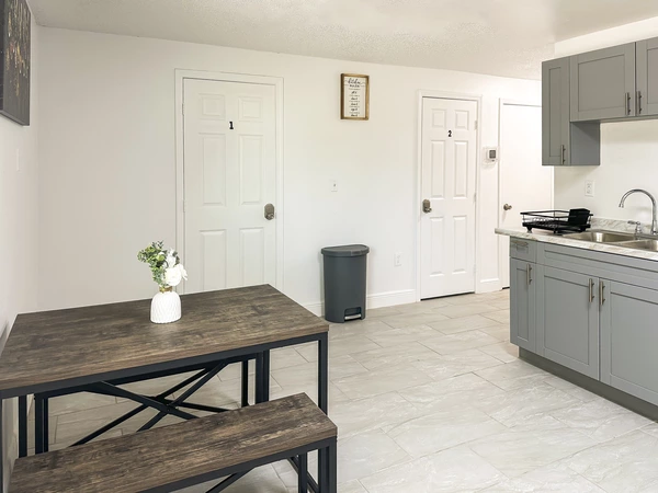 Coliving in Grant Park Tampa - East Tampa, Tampa