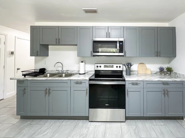 Coliving in Grant Park Tampa - East Tampa, Tampa