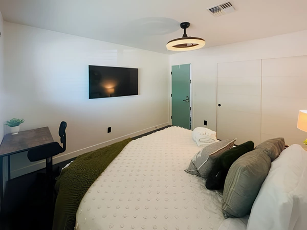 Coliving in South Scottsdale - NE Valley, Phoenix