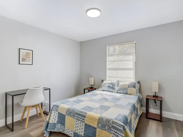 Coliving in Carver City-Lincoln Gardens - West Tampa, Tampa