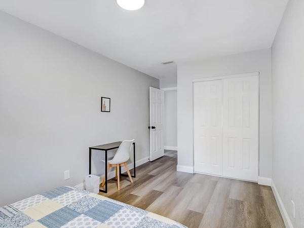 Coliving in Carver City-Lincoln Gardens - West Tampa, Tampa
