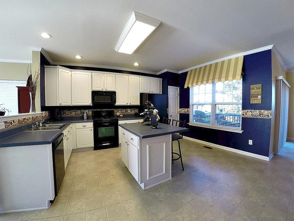 Coliving in Apex - Outer Triangle, Raleigh