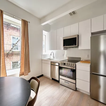 4 bedrooms apartment for rent in Flatbush Ditmas Park - Brooklyn, New York