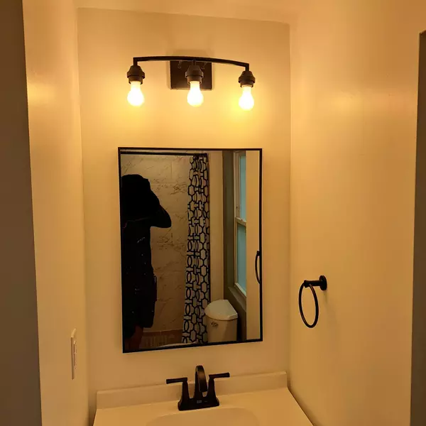 Coliving in Cedar Hills - Westside, Jacksonville