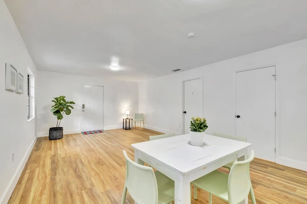 Coliving in Hialeah - Miami Dade, Miami