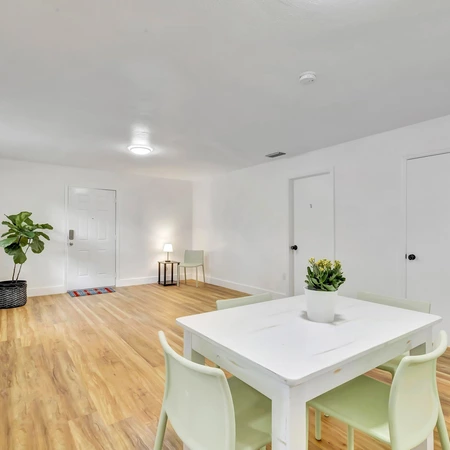 Coliving in Hialeah - Miami Dade, Miami