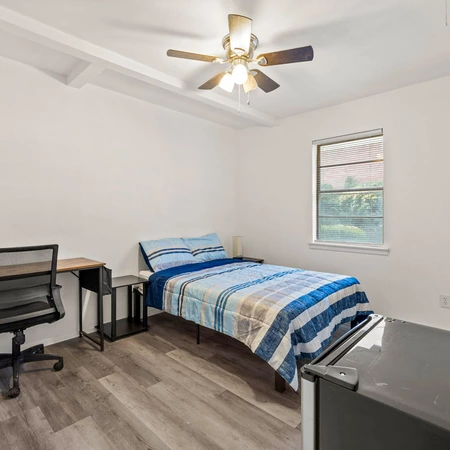 Coliving in Wolf Creek - Sw Dallas, Dallas