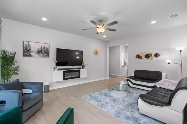 Coliving in Manor - East Austin, Austin