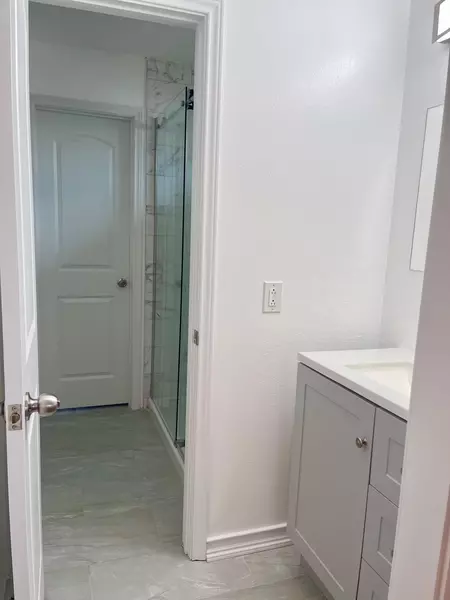Coliving in Spring - Ne Houston, Houston