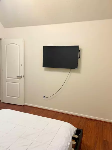 Coliving in Spring - Ne Houston, Houston