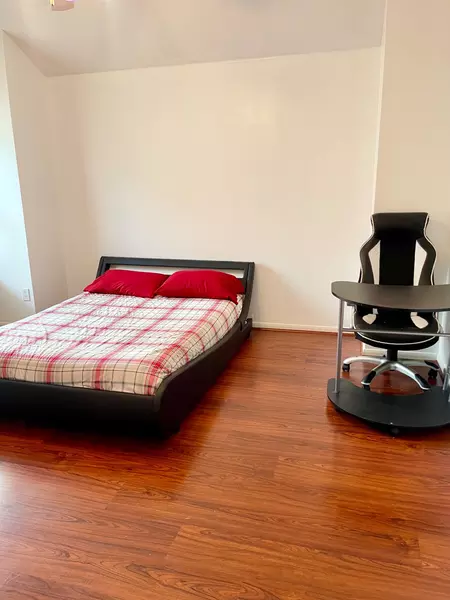 Coliving in Spring - Ne Houston, Houston