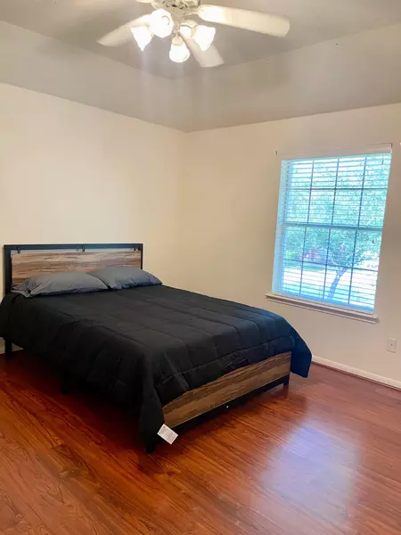 Coliving in Spring - Ne Houston, Houston