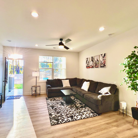 Coliving in Bedford at Falls River - North Raleigh, Raleigh