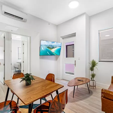 Coliving in Downtown Miami - Miami, Miami