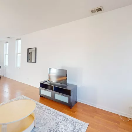 Coliving in Logan Square - North Side, Chicago