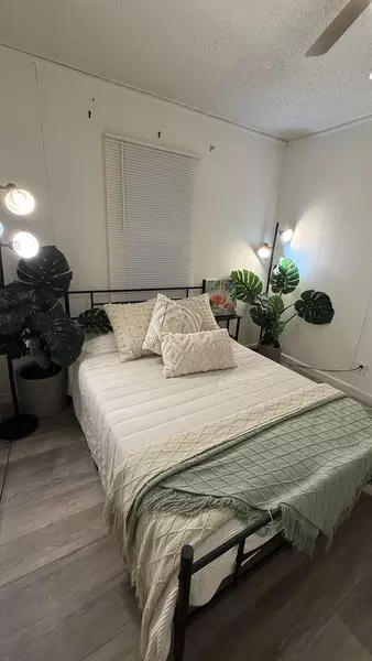 Coliving in Holden Heights - Central Orlando, Orlando