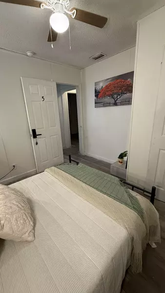 Coliving in Holden Heights - Central Orlando, Orlando