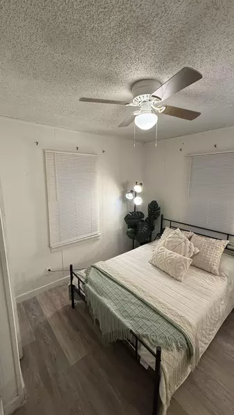 Coliving in Holden Heights - Central Orlando, Orlando