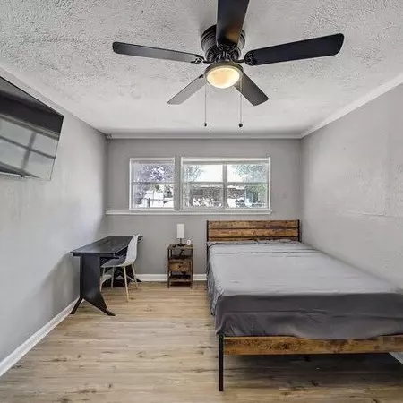 Coliving in Wolf Creek - Sw Dallas, Dallas