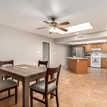 Coliving in Mesa - SE Valley, Phoenix
