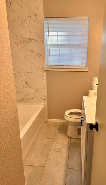 Coliving in Haltom City - Forth Worth, Dallas