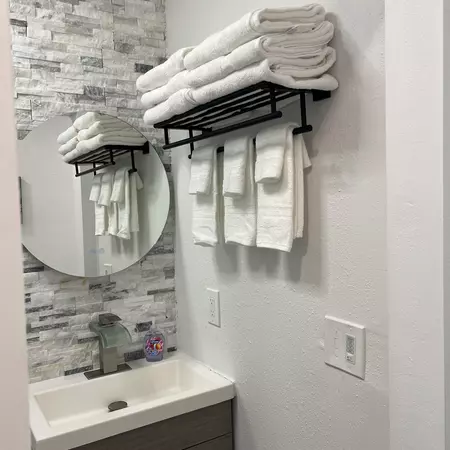 Coliving in Manor - East Austin, Austin