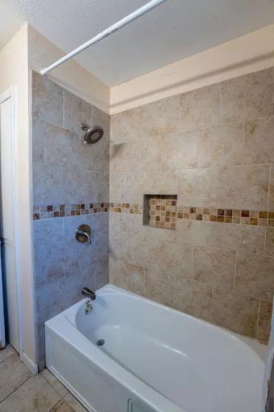 Coliving in Haltom City - Forth Worth, Dallas