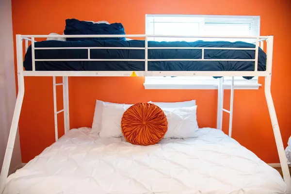 Coliving in Atascocita - Ne Houston, Houston