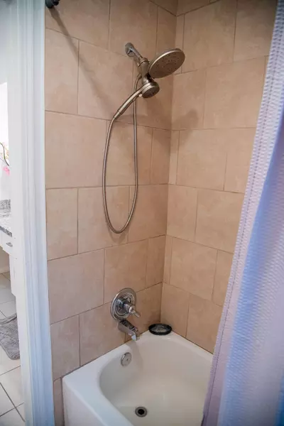 Coliving in Atascocita - Ne Houston, Houston