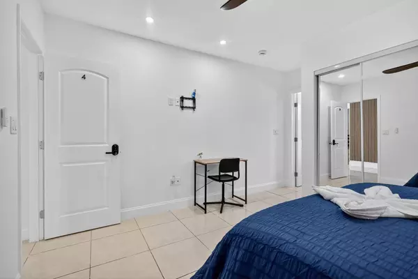 Coliving in North Miami Beach - Miami Dade, Miami