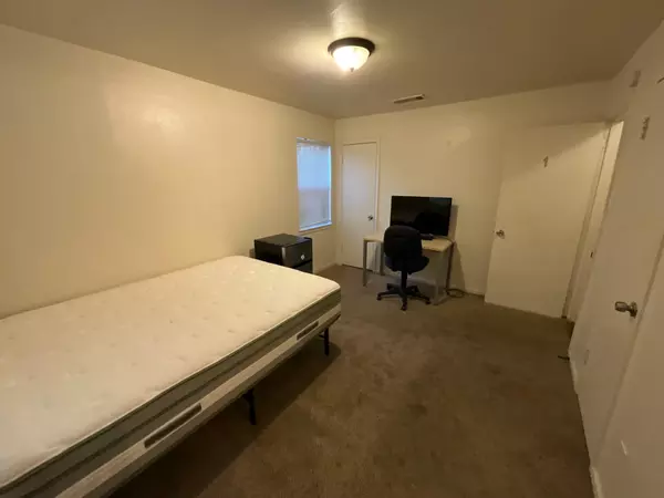 Coliving in Hutchins - Se Dallas, Dallas