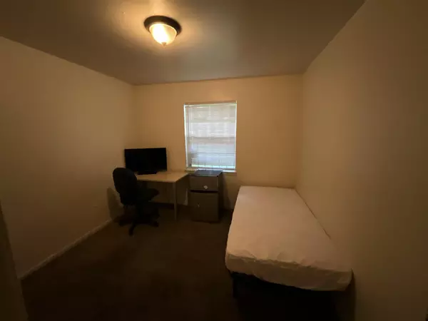 Coliving in Hutchins - Se Dallas, Dallas