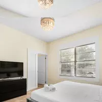 Coliving in Ybor City - Central Tampa, Tampa