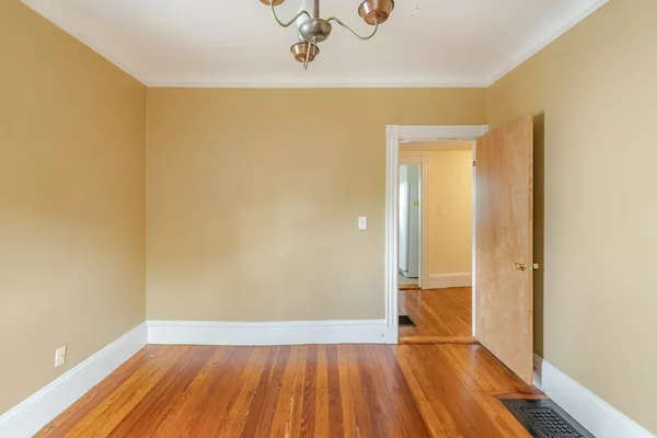 Coliving in Davis Square - Somerville, Boston