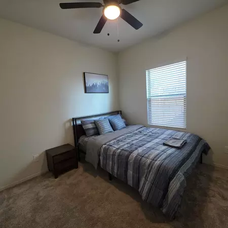Coliving in Ahwatukee Footheels - Phoenix, Phoenix