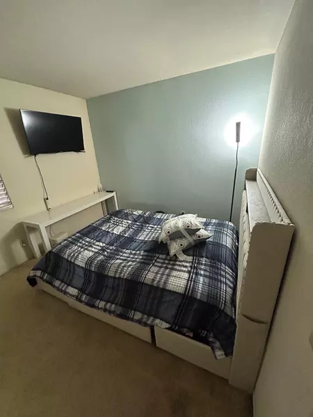 Coliving in Moreno Valley - Inland Empire, Los Angeles