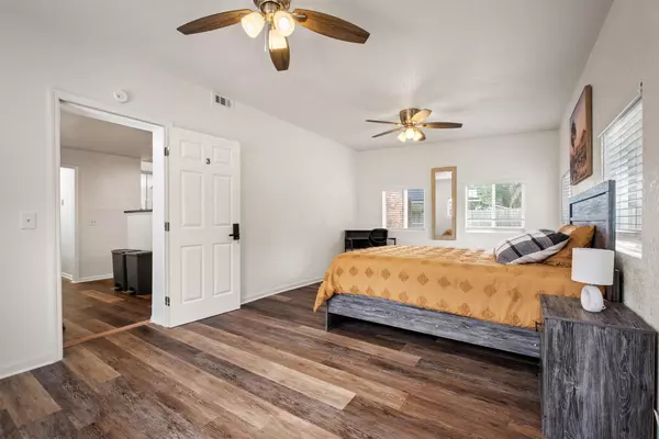 Coliving in Baymeadows - Southside, Jacksonville