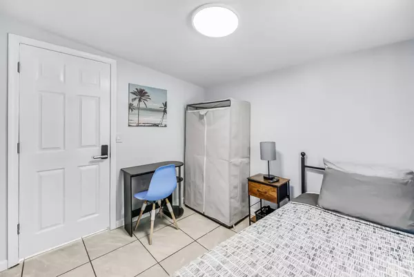 Coliving in Cedar Hills - Westside, Jacksonville