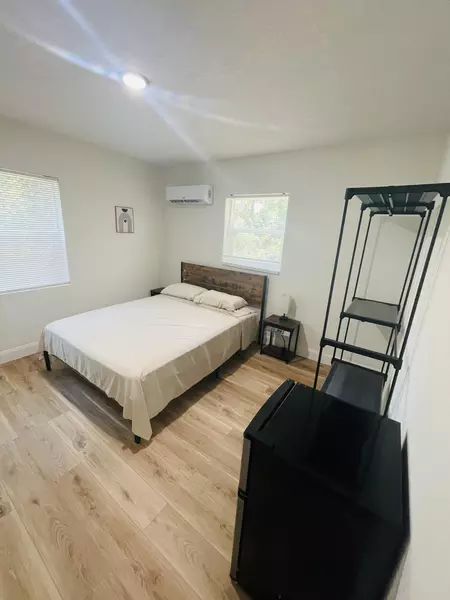 Coliving in Clearwater - Clearwater-St. Petersburg, Tampa
