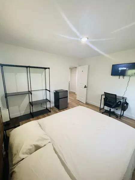 Coliving in Clearwater - Clearwater-St. Petersburg, Tampa