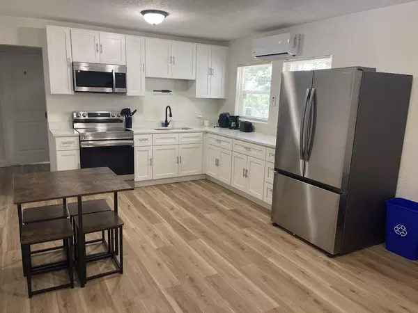 Coliving in Clearwater - Clearwater-St. Petersburg, Tampa