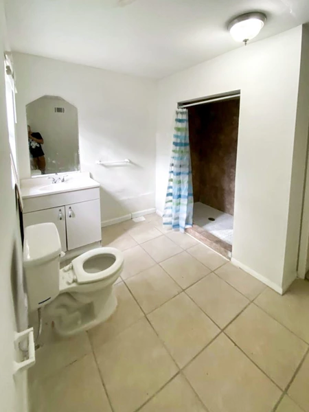 Coliving in Holden Heights - Central Orlando, Orlando