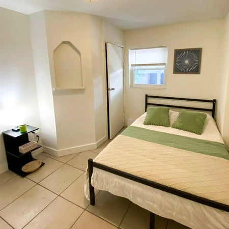 Coliving in Holden Heights - Central Orlando, Orlando
