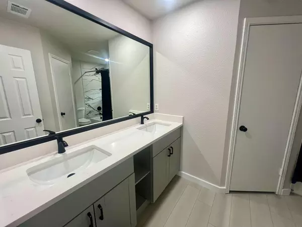 Coliving in North Lamar - North Austin, Austin